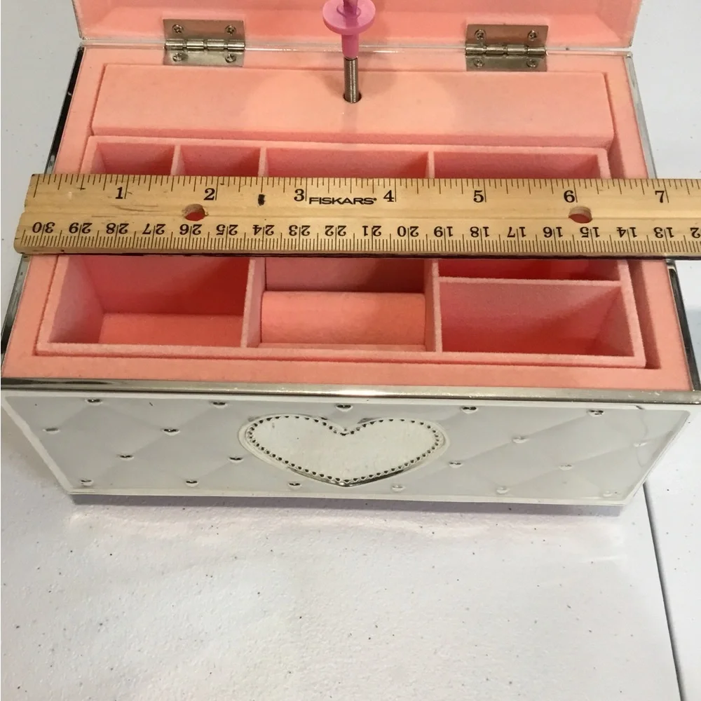Lenox White and Silver Quilted Heart Jewelry Chest